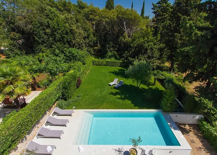 Nyaraló Borik Terra Rossa *